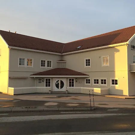 Brygge Hotell Hopen (Smøla)
